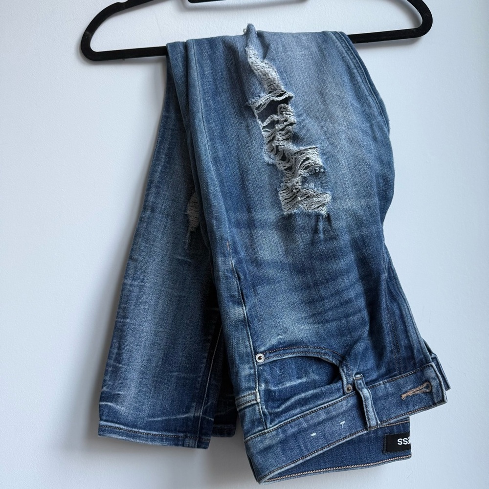 Express Medium Wash Distressed Denim Jeggings 8R